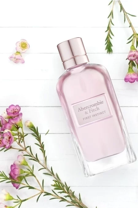 First Instinct Woman (Abercrombie &amp; Fitch) 2