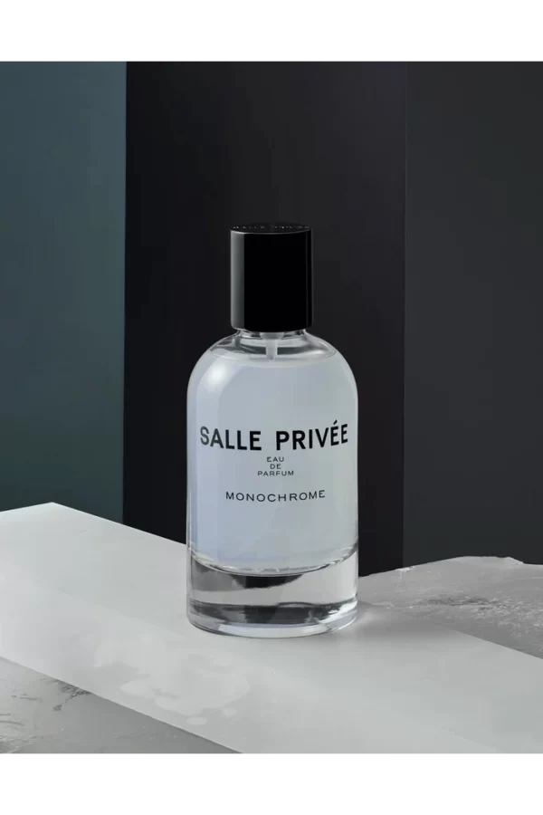 Monochrome (Salle Privée) 1