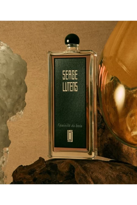 Féminité du Bois (Serge Lutens) 2