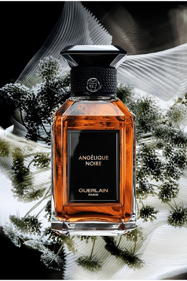 Angélique Noire (Guerlain) 1