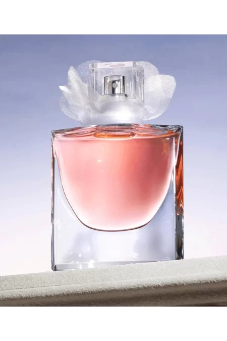 La Vie est Belle L'Éveil (Lancome) 3